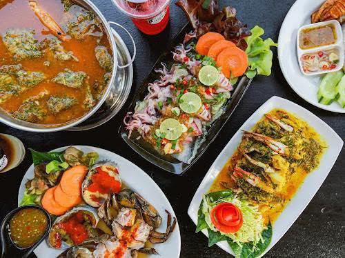 chai khlong cafe2