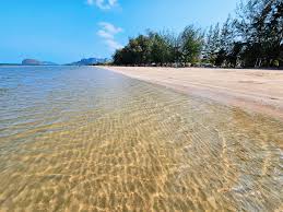 Is this the Best? Sam Roi Yot Beach หาดสามร้อยยอด Amazing Island 10/10 sam roi yot beach2