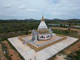 Wat Kaset Kantharam วัดเกษตรกันทาราม: The Best Amazing Hidden Temple 10/10 wat kaset kantharam silaloiy