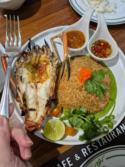 seafood restaurant