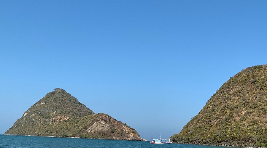 Laem Sala Beach หาดแหลมศาลา: The Best Amazing Hidden Beach 10/10 Laem Sala Beach