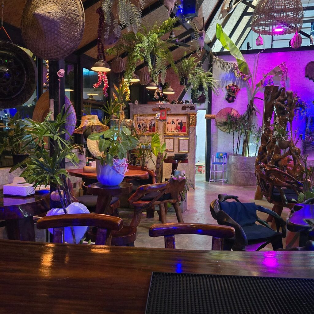 black elephant restaurant1