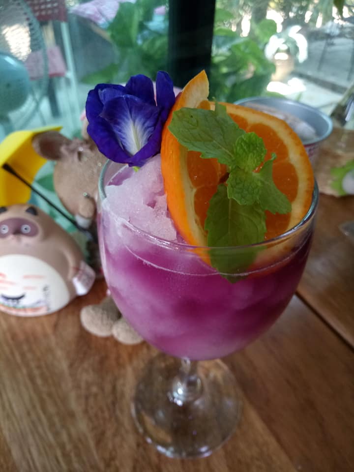 health me cafe2